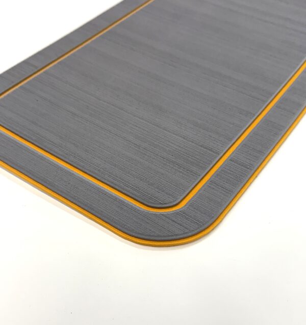 YETI RODIE 15 cooler pad - Image 3